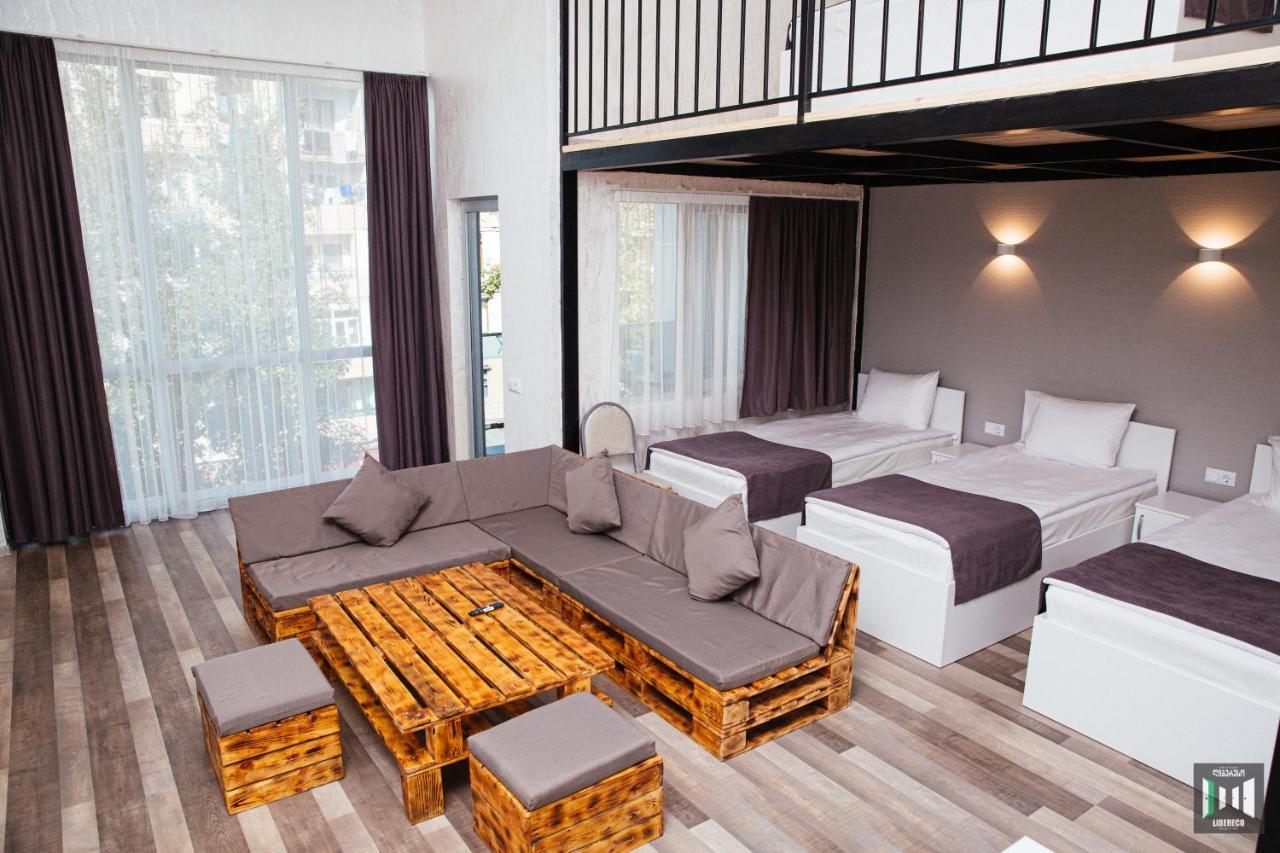 Libereco Aparthotel Batumi Exterior photo