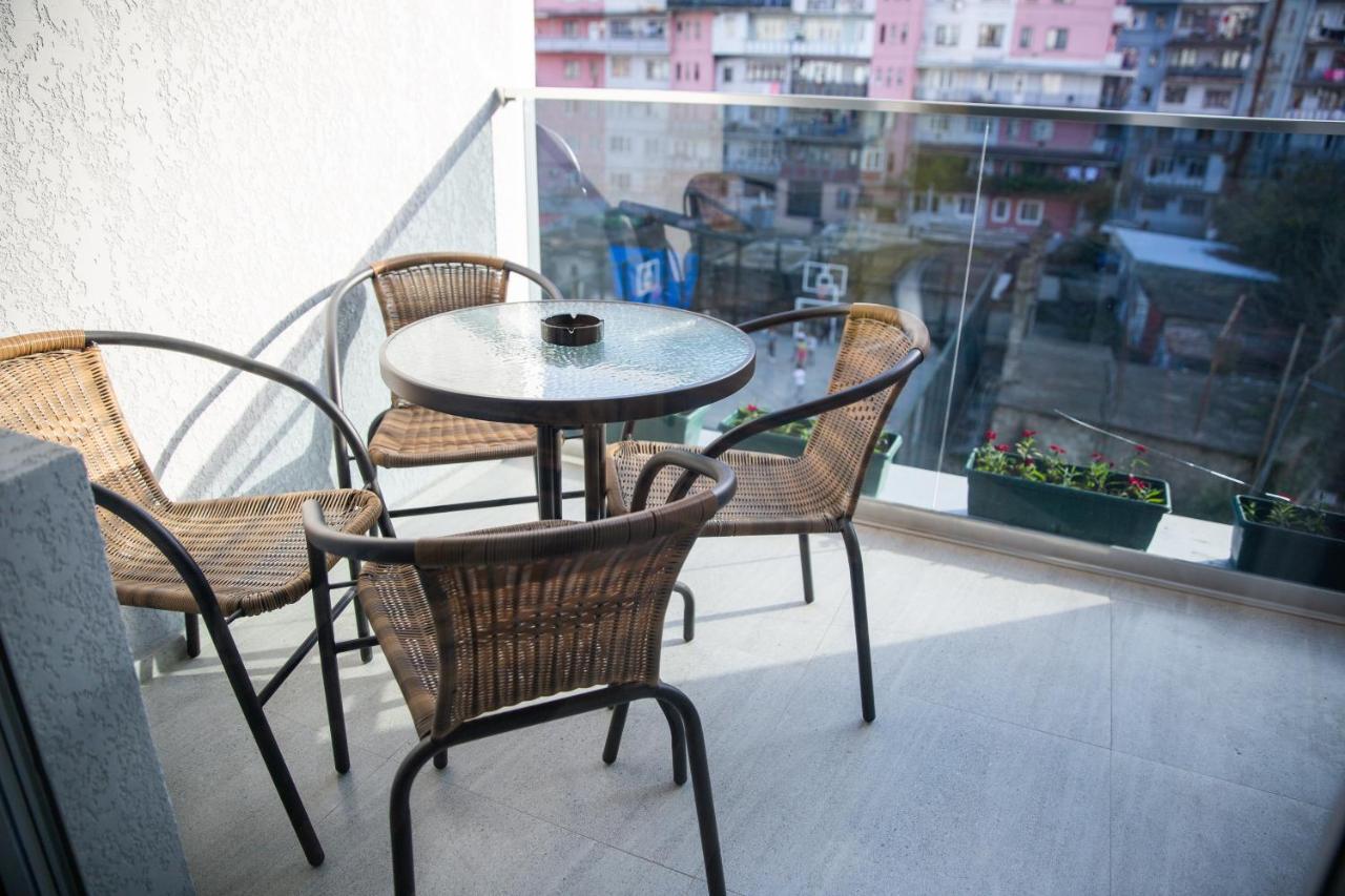 Libereco Aparthotel Batumi Exterior photo