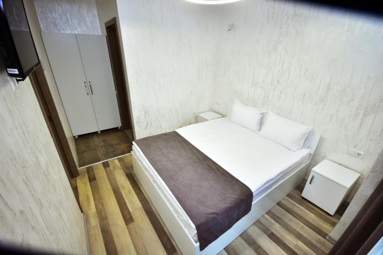 Libereco Aparthotel Batumi Exterior photo