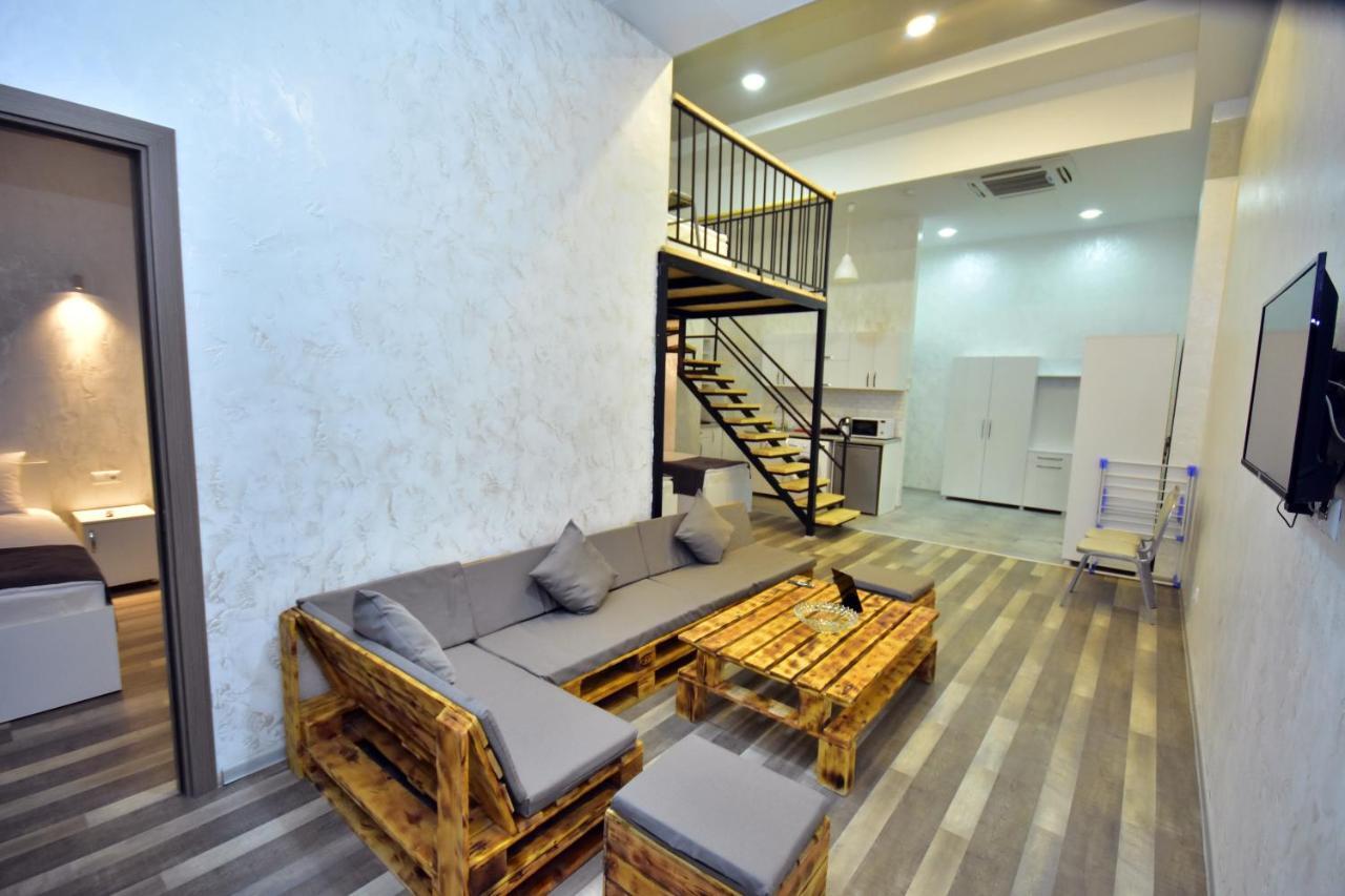Libereco Aparthotel Batumi Exterior photo