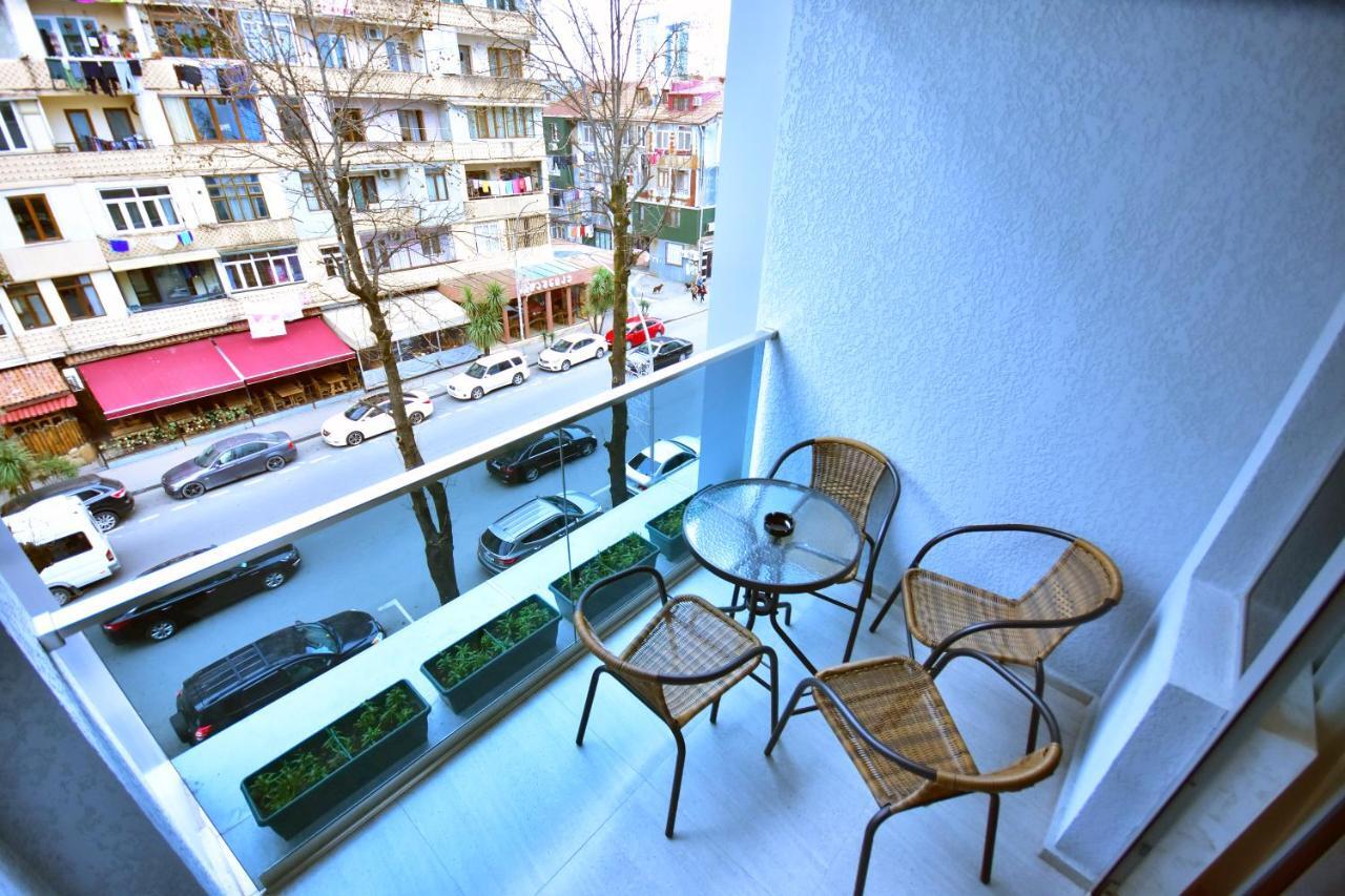 Libereco Aparthotel Batumi Exterior photo
